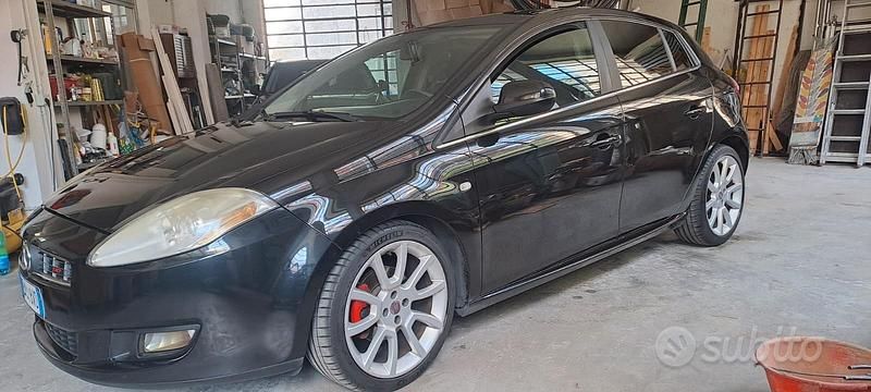 Nero Usata 2008 Fiat Bravo Due volumi | 4200 € (Molto cara) - Immagine 1/4