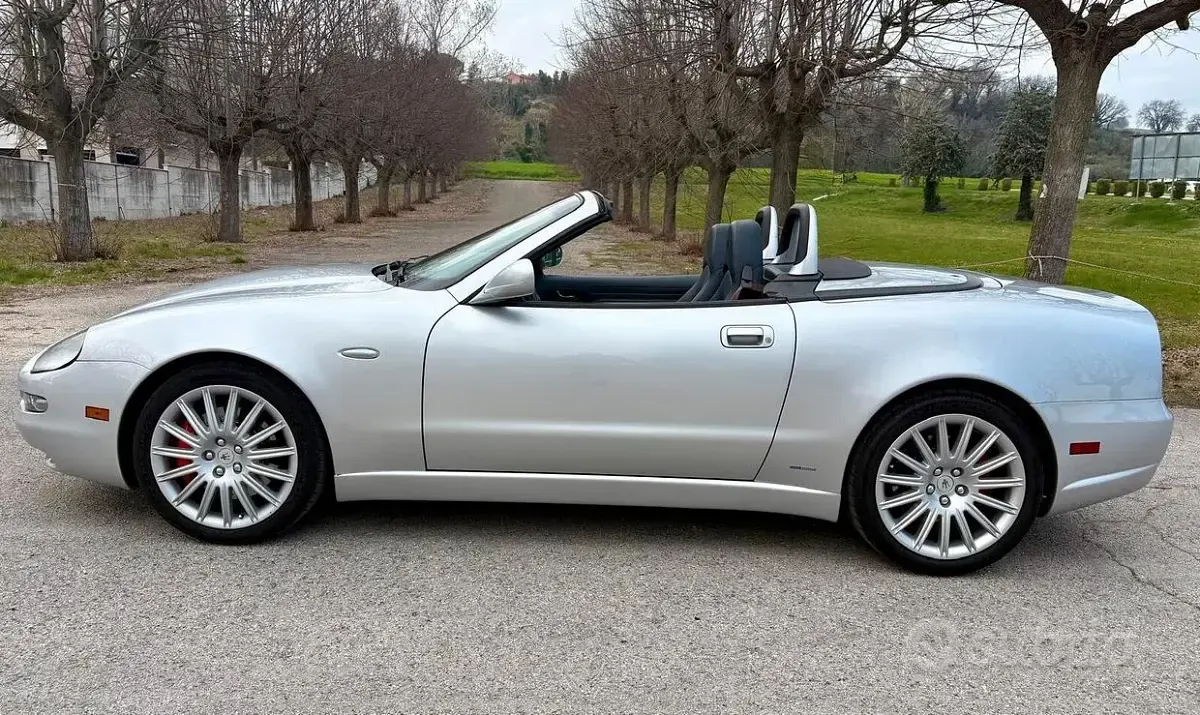 Usata Maserati Spyder 390 CV (286 kW) 2003 Cabrio
