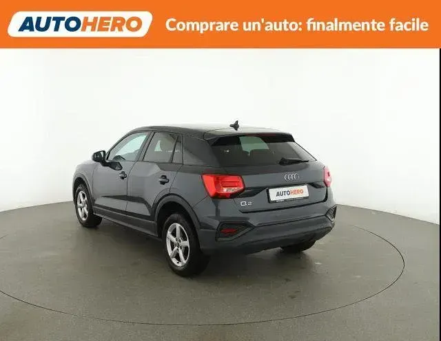 Usado Audi Q2 116 CV (85 kW) 2021 Gris SUV