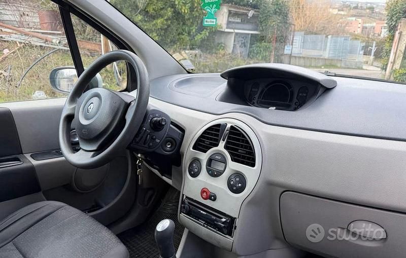 Usata Renault Modus 2006 Grigio Monovolume