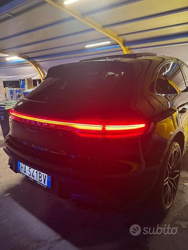 Usata Porsche Macan 265 CV (194 kW) 2021 Nero SUV