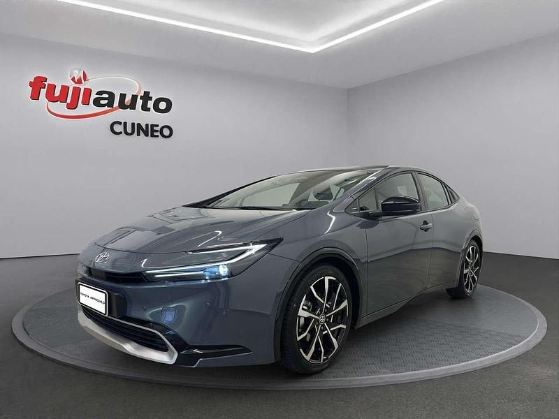 Usata Toyota Prius Lounge 223 CV (164 kW) 2023 Ash grey Berlina