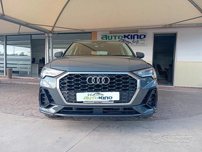 Usata Audi Q3 Sportback Business 150 CV (110 kW) 2022 Grigio SUV