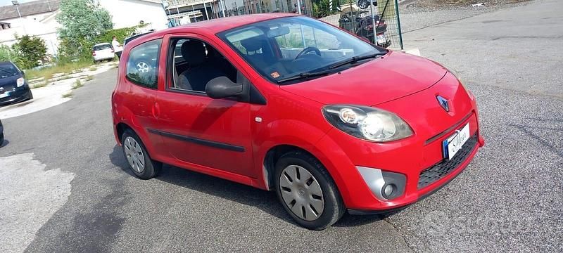 Usata Renault Laguna III 140 CV (102 kW) 2009 Rosso Berlina