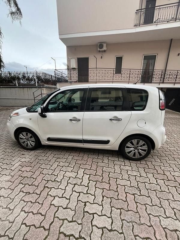 Usata Citroën C3 Picasso 95 CV (69 kW) 2010 Bianco Monovolume