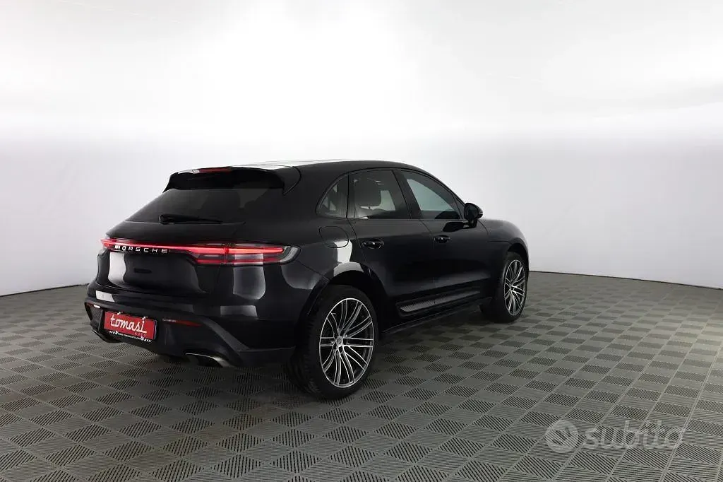 Usata Porsche Macan 265 CV (194 kW) 2023 Nero SUV