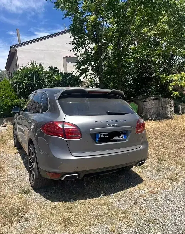 Usata Porsche Cayenne 245 CV (180 kW) 2014 Grigio SUV