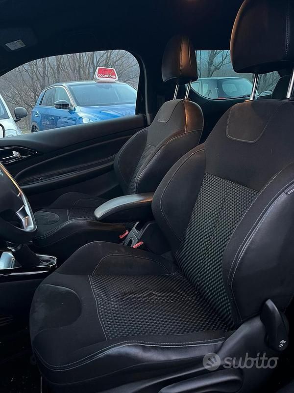 Gebraucht DS Automobiles DS3 75 PS (55 kW) 2015 Schwarz Kleinwagen