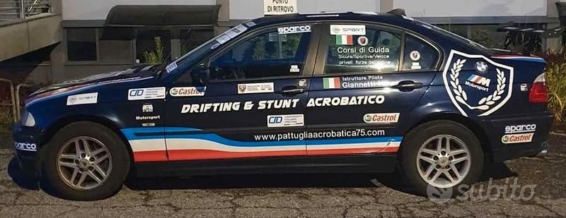 Usata BMW 318 118 CV (86 kW) 2000 Blu Berlina