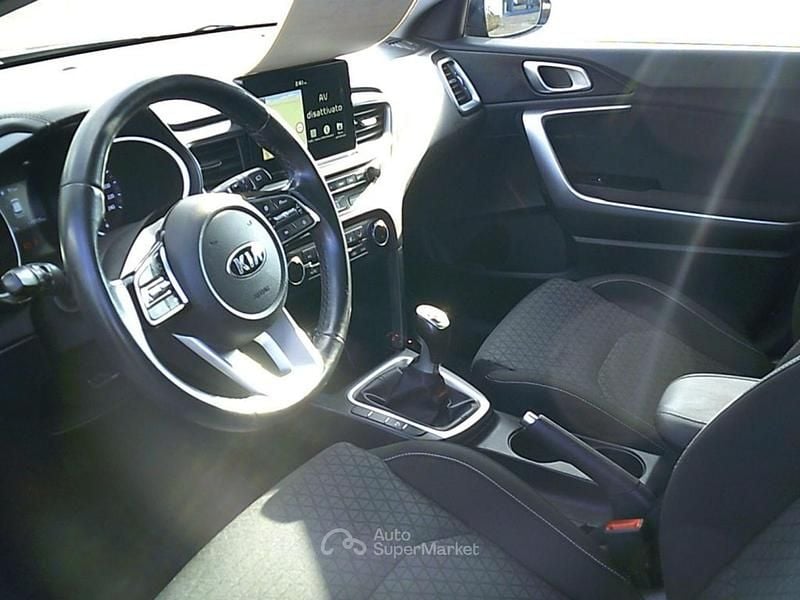 Usata Kia Ceed 101 CV (74 kW) 2019 Nero Utilitaria