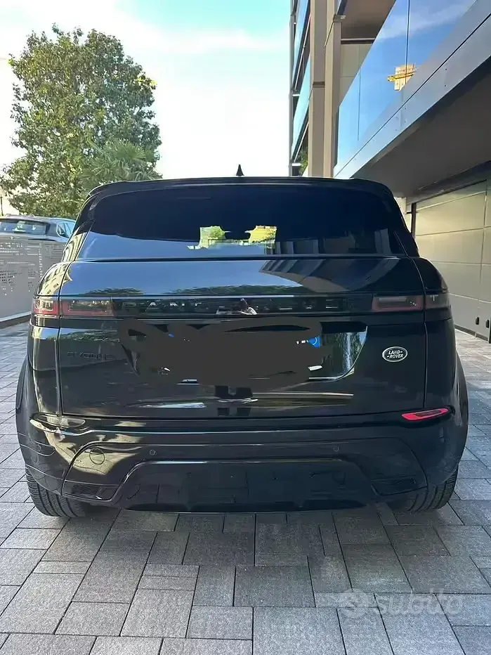 Usata Land Rover Range Rover evoque 160 CV (117 kW) 2022 Nero SUV