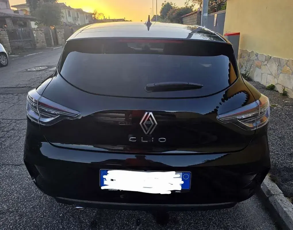 Usata Renault Clio V Techno 101 CV (74 kW) 2023 Berlina