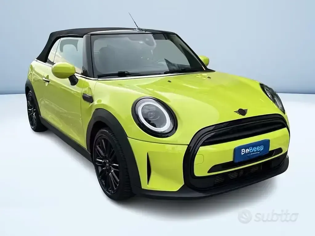 Usata Mini Cooper Cabriolet 136 CV (100 kW) 2022 Cabrio