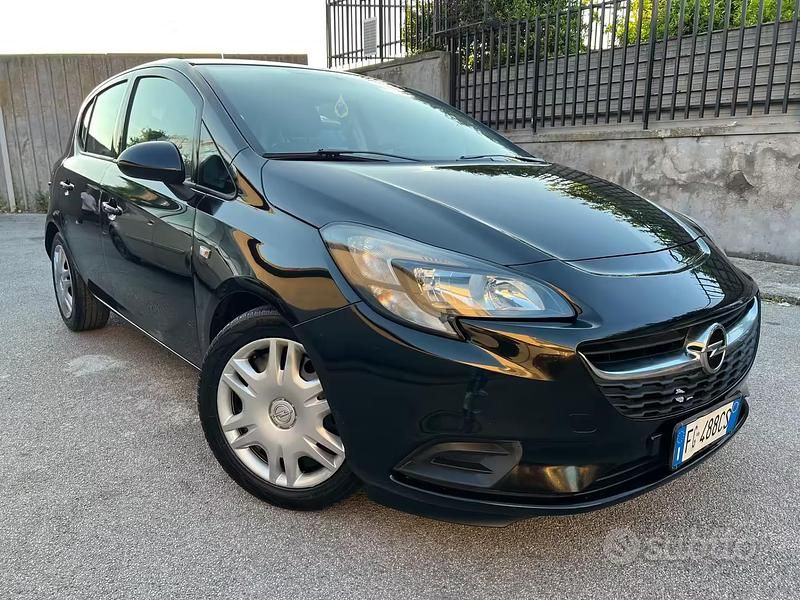 Usado Opel Corsa 69 HP (50 kW) 2016 Preto Citadino