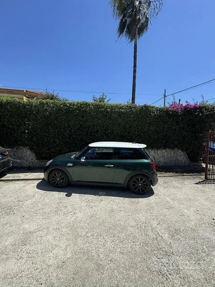 Usata Mini Cooper SD Business 170 CV (125 kW) 2015 Utilitaria
