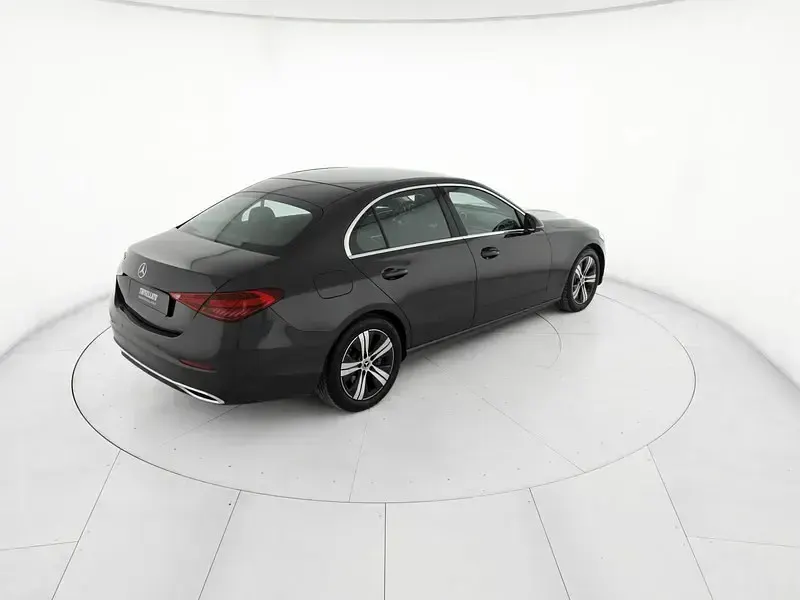 Usata Mercedes 200 Advanced 163 CV (119 kW) 2025 Grigio Berlina