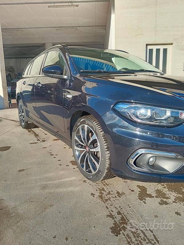 Usata Fiat Tipo 2018 Nero Station wagon