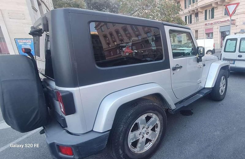 Usata Jeep Wrangler Sahara 177 CV (130 kW) 2008 Argento SUV