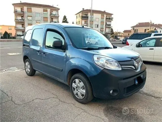 Usata Renault Kangoo 110 CV (80 kW) 2018 Blu Monovolume