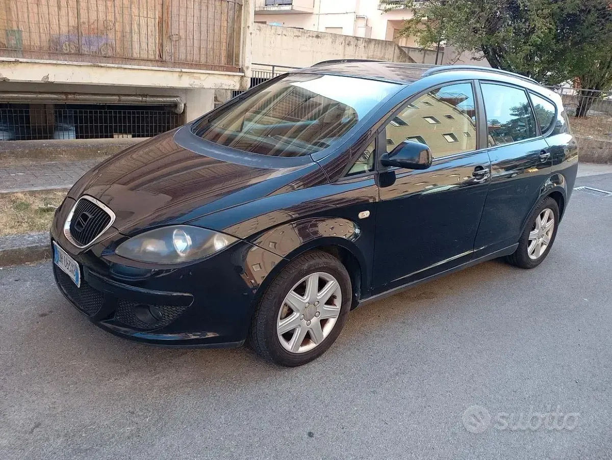 Usata Seat Altea XL 105 CV (77 kW) 2007 Nero Monovolume