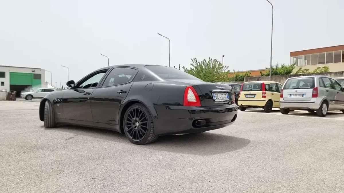 Usata Maserati Quattroporte 440 CV (323 kW) 2009 Nero Berlina