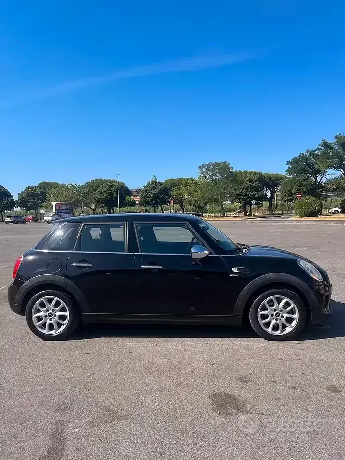 Usata Mini One D Hype 95 CV (69 kW) 2017 Nero Utilitaria