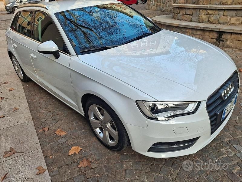 Bianco Usata 2018 Audi A3 Station wagon | 18.000 € (Buon prezzo) - Immagine 1/4