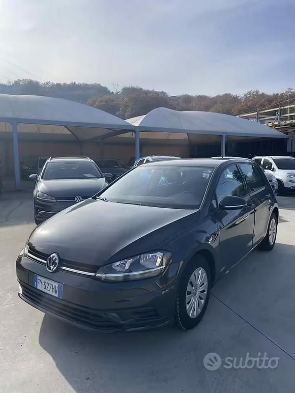 Brugt VW Golf VII Trendline 115 HK (84 kW) 2019 Grå Sedan