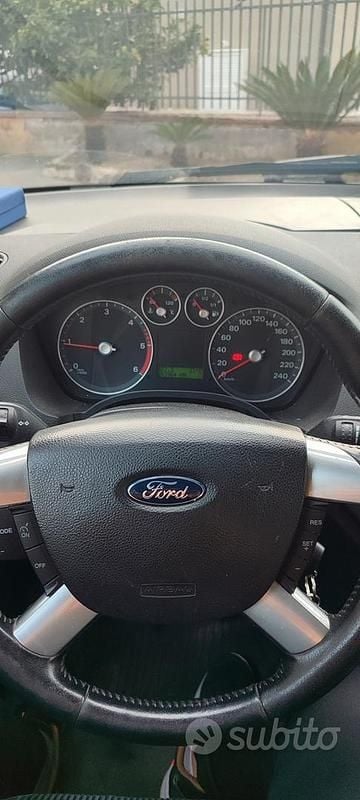 Usata Ford C-MAX Ghia 115 CV (84 kW) 2006 Grigio Monovolume