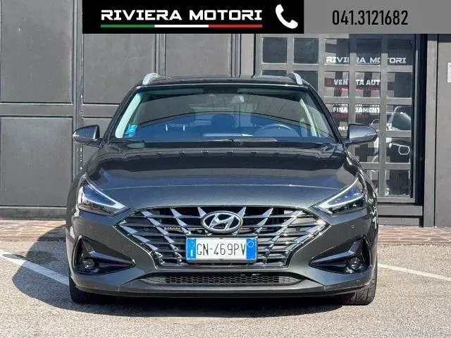 Usata Hyundai i30 Prime 120 CV (88 kW) 2023 Grigio Station wagon