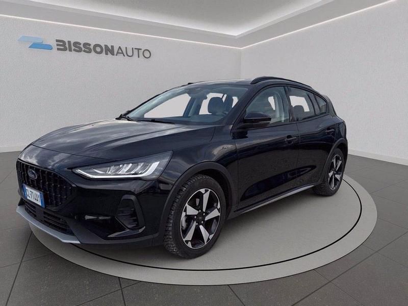 Usata Ford Focus Active 125 CV (91 kW) 2022 Nero SUV