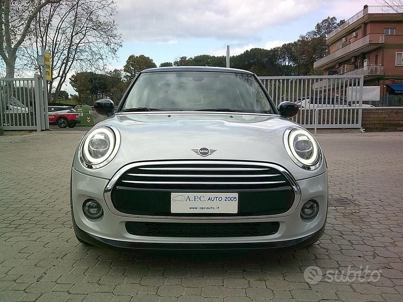 Usata Mini Cooper 135 CV (99 kW) 2019 Bianco Utilitaria