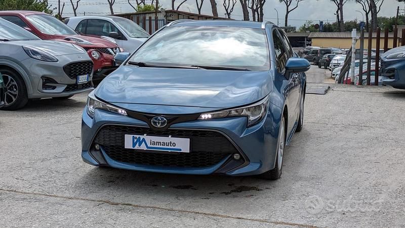 Usata Toyota Corolla Active 122 CV (89 kW) 2022 Blu Station wagon
