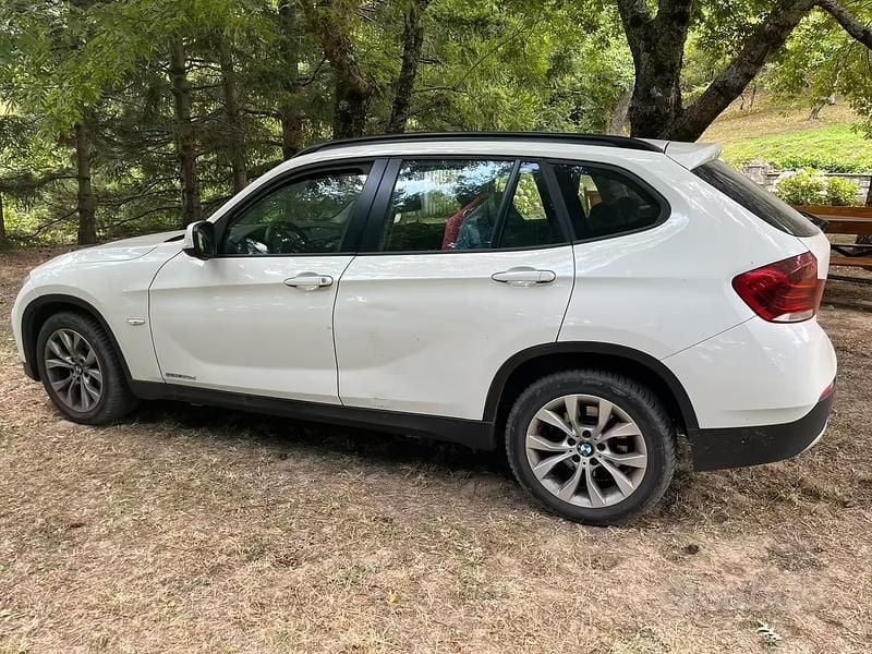 Usata BMW X1 177 CV (130 kW) 2009 Bianco SUV