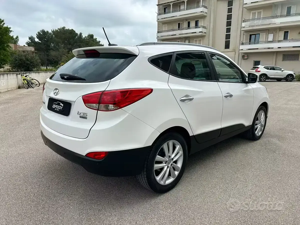 Usata Hyundai ix35 Xpossible 115 CV (84 kW) 2013 Bianco SUV