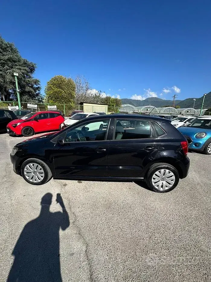Käytetty VW Polo Comfortline 86 HP (63 kW) 2010 Musta Viistoperä