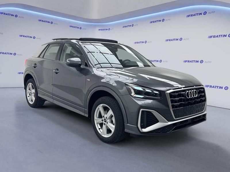 Usata Audi Q2 S-Line 150 CV (110 kW) 2023 Grigio scuro SUV