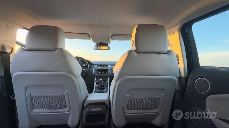 Usata Land Rover Range Rover evoque 150 CV (110 kW) 2016 SUV
