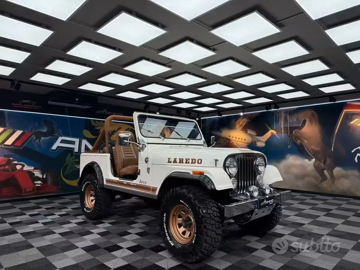Usata Jeep CJ Laredo 150 CV (110 kW) 1993 Bianco SUV