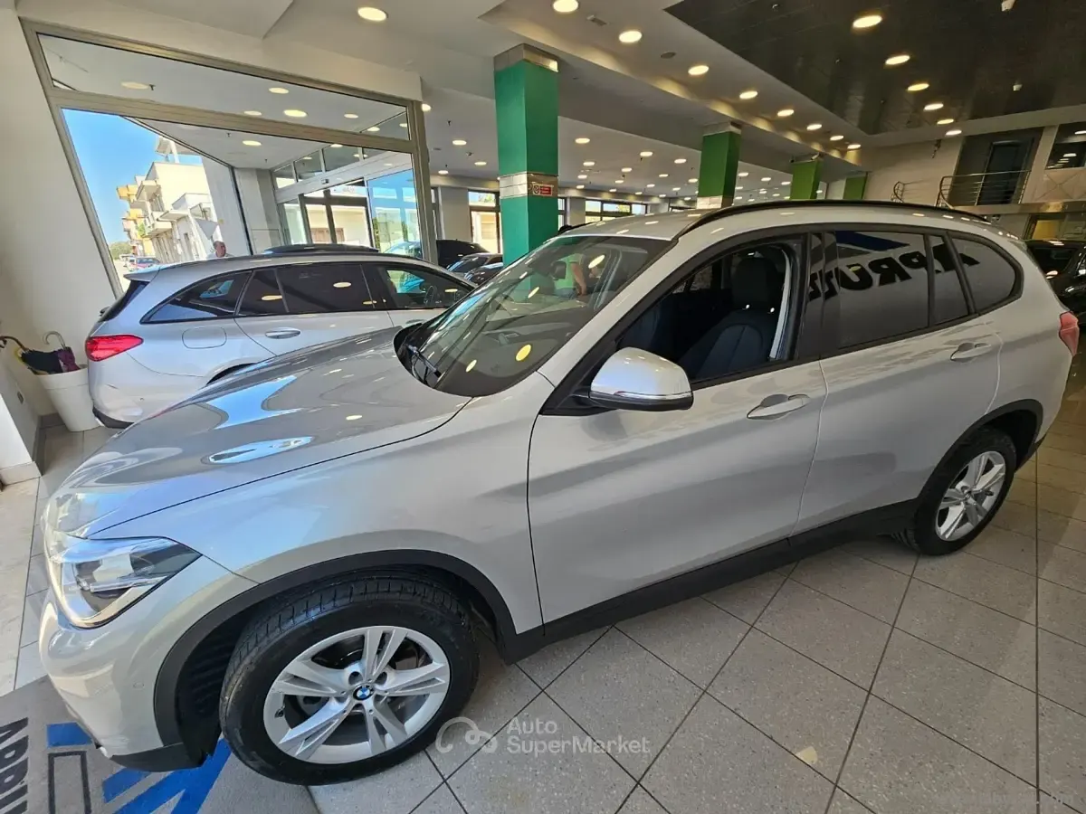 Usata BMW X1 150 CV (110 kW) 2017 Argento SUV