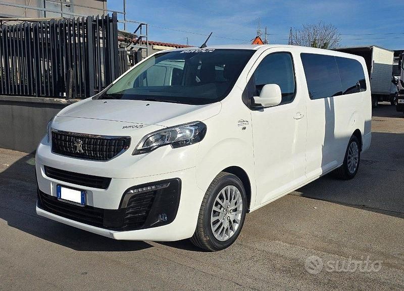 Usata Peugeot Traveller Business-Line 120 CV (88 kW) 2021 Bianco Monovolume