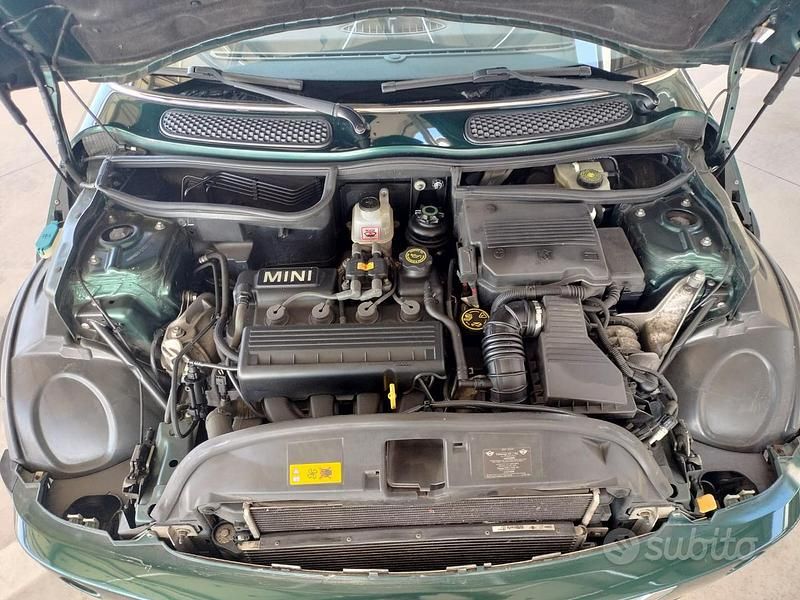 Usata Mini Cooper Cabriolet 2009 Verde Cabrio