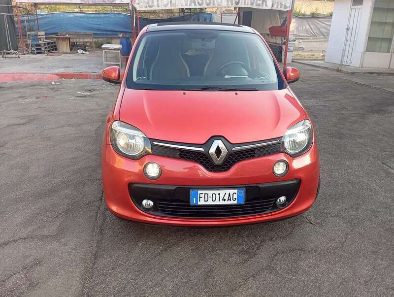 Usata Renault Twingo Intens 69 CV (50 kW) 2017 Rosso Utilitaria