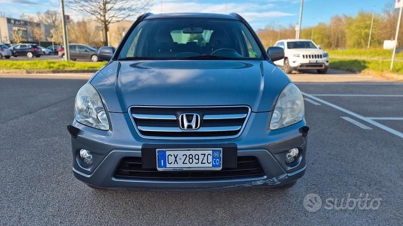 Usata Honda CR-V EX 140 CV (102 kW) 2006 Grigio SUV