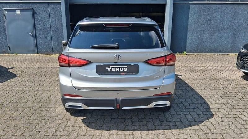 Usata MG ZS Comfort 116 CV (85 kW) 2025 Argento Berlina