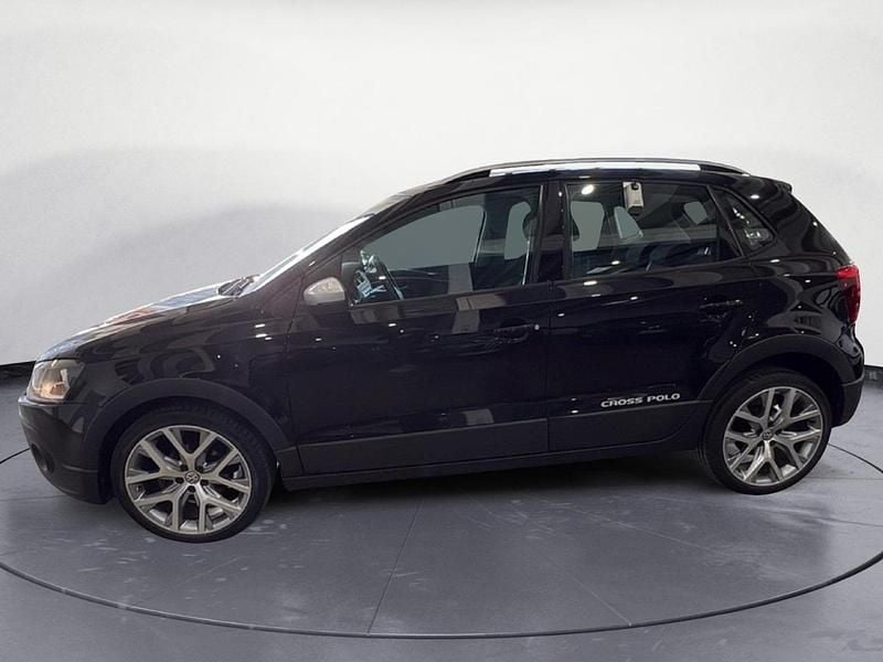 Begagnad VW Polo Cross 90 HK (66 kW) 2017 Silver Halvkombi