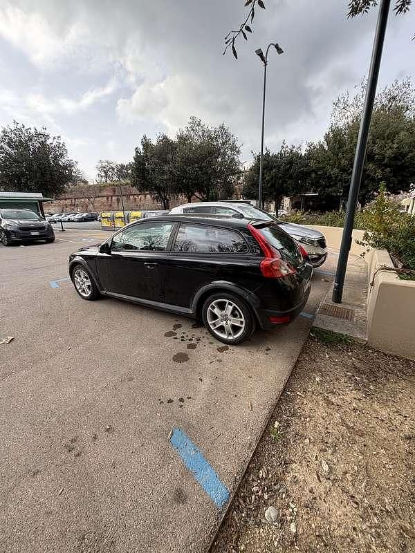 Usata Volvo C30 Kinetic 109 CV (80 kW) 2007 Utilitaria