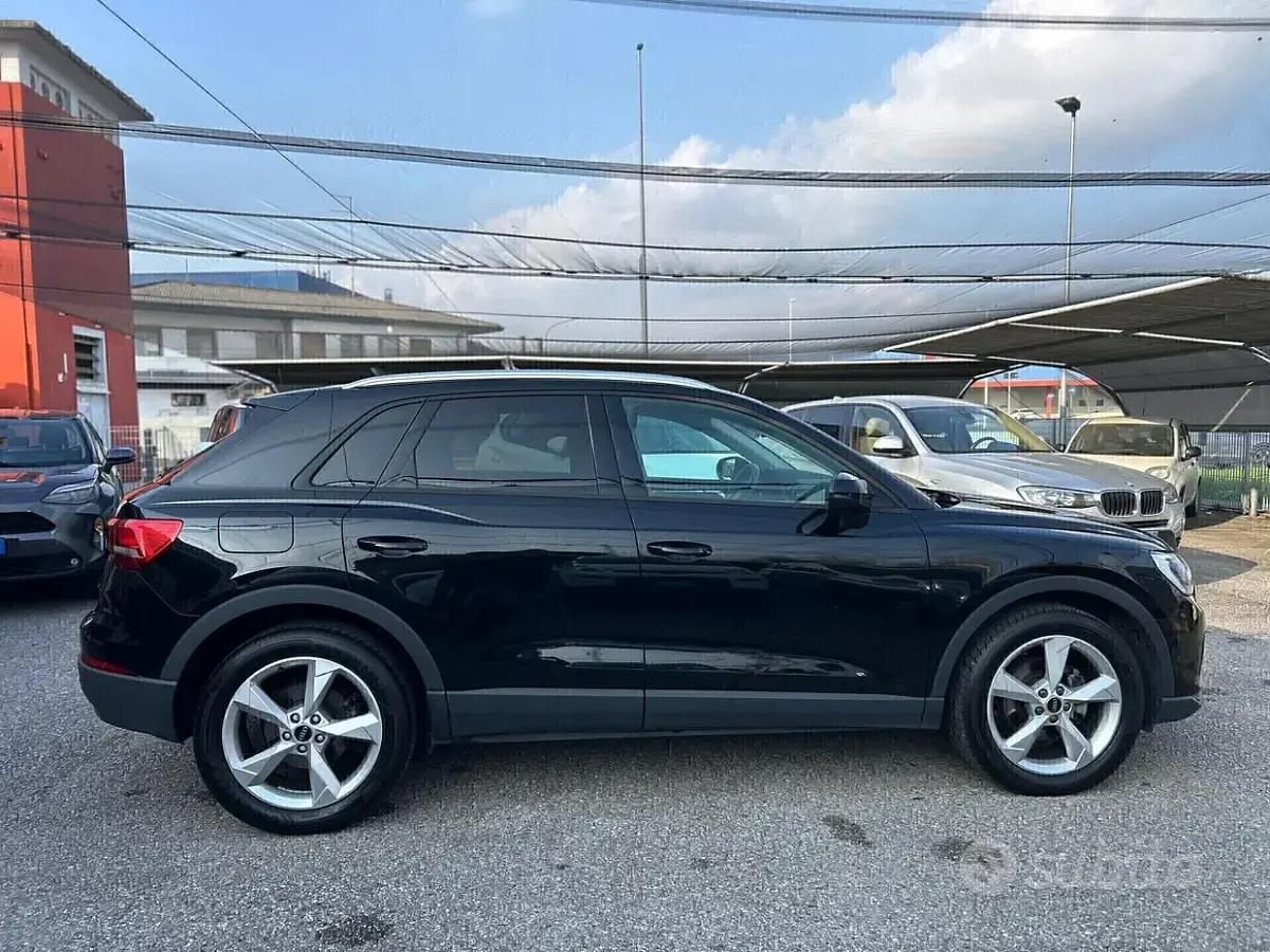 Usata Audi Q3 150 CV (110 kW) 2022 Nero SUV