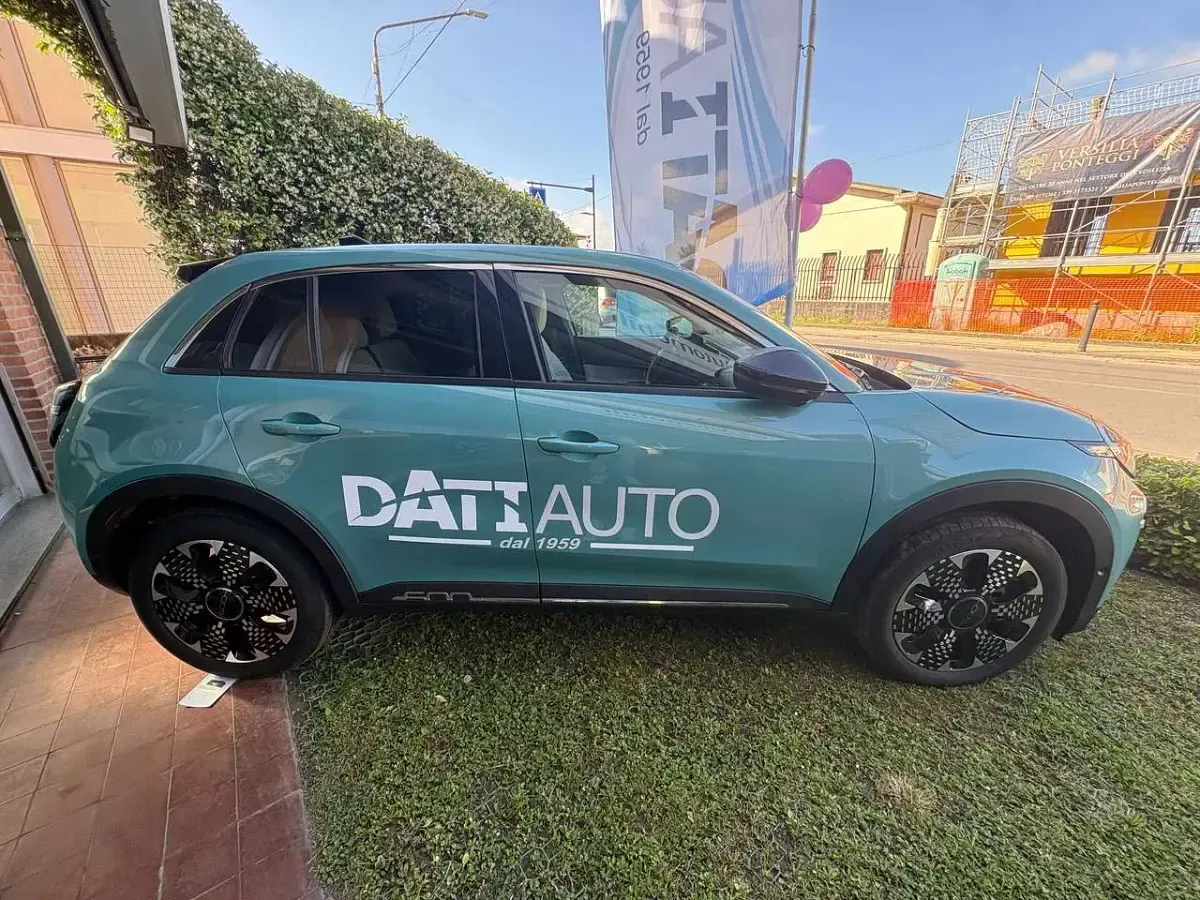 Usata Fiat 600 La Prima 101 CV (74 kW) 2025 Azzurro acqua SUV