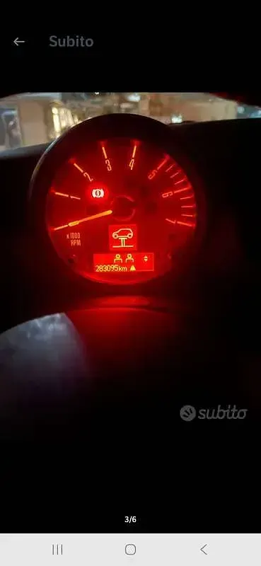 Usata Mini One D 90 CV (66 kW) 2013 Blu/azzurro Utilitaria